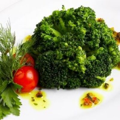 Капуста брокколи в Максимилианс по цене 280 ₽