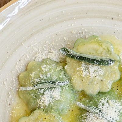 Равиоли рикотта-шпинат в Pizza Volante по цене 1040 ₽