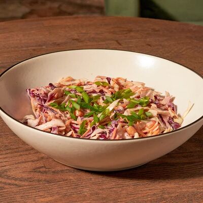 Салат коул слоу в Rossa presnya по цене 460 ₽