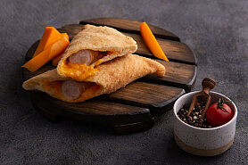 Корн дог чикен чилли в SushiKent по цене 460 ₽