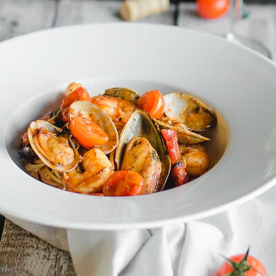 Спагетти с морепродуктами в Пряности & Радости на Васильевском по цене 990