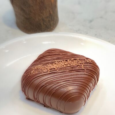 Шоколадный чизкейк в Grasseria Breakfast Bar по цене 320 ₽