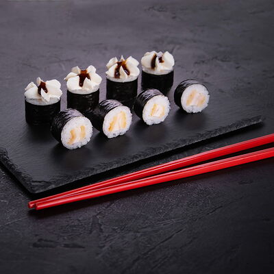 Ролл с курицей new в Sushiman по цене 308 ₽