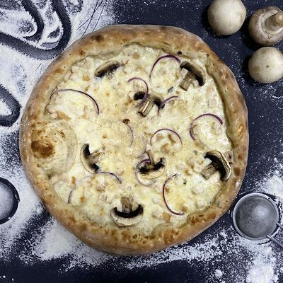 Пицца Жюльен в Да! Ёж! Пицца! по цене 1025 ₽