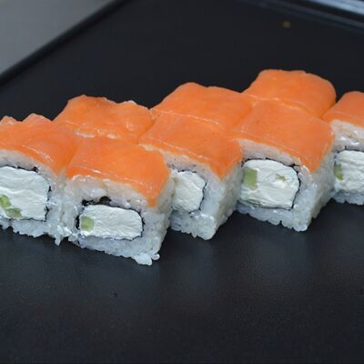 Сяке икура в SUSHIROLLS по цене 380 ₽