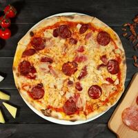 Пицца Мясная в Чентуриппе