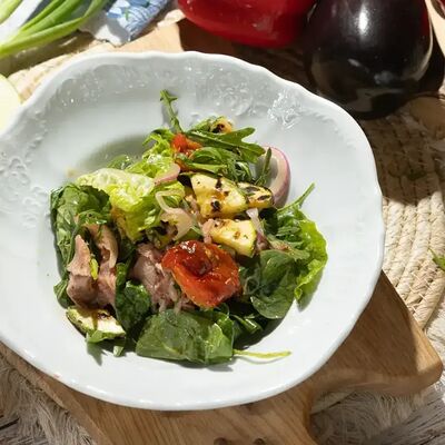 Гриль салат в Два деда по цене 670 ₽