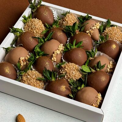 Клубника в шоколаде Yammy M в Mosfresa по цене 3290