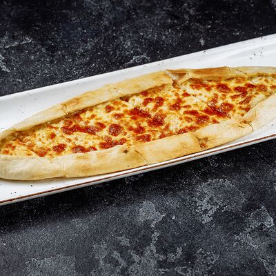 Пиде с сыром в Таксиммайдан по цене 1000 ₽