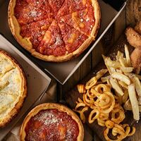 Логотип Chicago Pizza