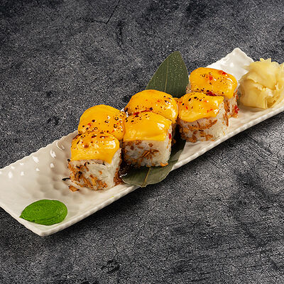 Запеченный Чеддер ролл в BeerLogovo по цене 490 ₽