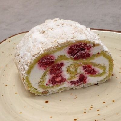 Рулет Фисташка-малина в Do.bro coffee по цене 270 ₽