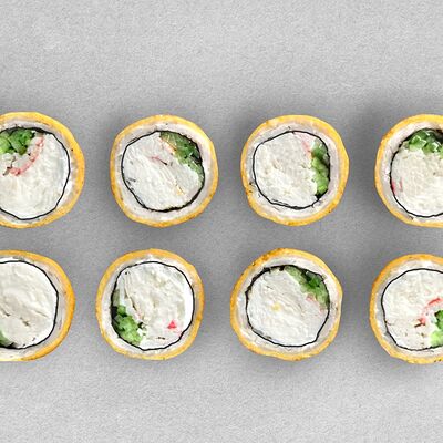 Темпура ролл с крабом в Mango по цене 575 ₽