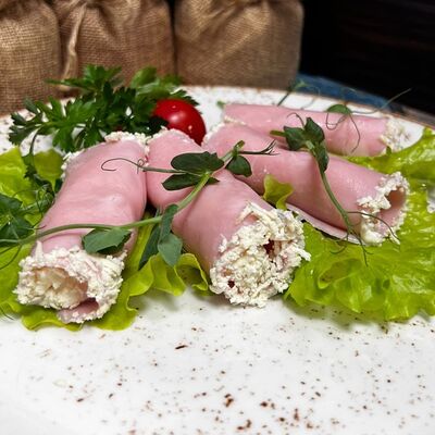 Рулетики из ветчины в Лесная поляна по цене 610 ₽