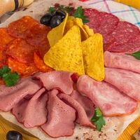 Мясное плато в Луиджи & Тосё