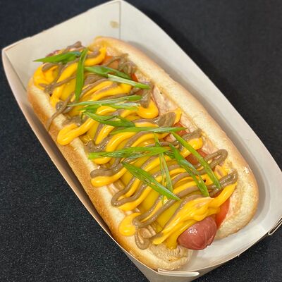 Сырный хот-догв Boss pizzarolls по цене 250 ₽