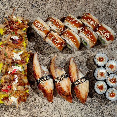 Только угорь в UMI Asian kitchen & bar по цене 2990 ₽