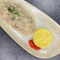 Бефстроганов с картофельным пюре в Франческа мама