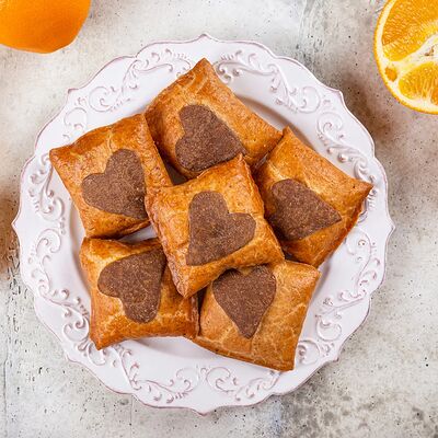 Карманчики с апельсином и лимоном в У Палыча. С пылу, с жару! по цене 395 ₽