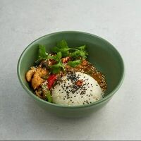 Желтый карри с курицей в Chang