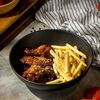 Крылья в соусе чили BBQ в #ВМЯСО по цене 799