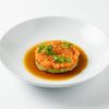 Тартар из лосося с клубникой в Rose Bar Crocus City по цене 1200