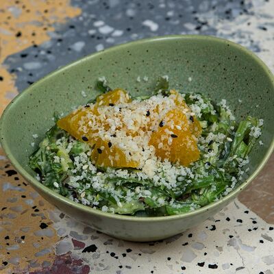 Чука с ореховым соусом и цитрусами в Pink milk x Lift по цене 540 ₽