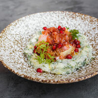 Судак на подушке из зеленого пюре в Дюшес