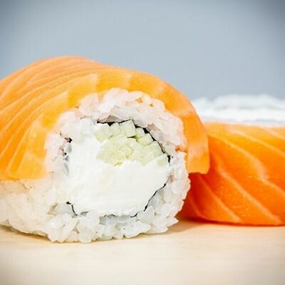 Яблочная Филадельфия Сушими в Сушими по цене 990 ₽