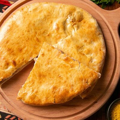 Кубдари — пирог с мясом в Keto & Kote Грузинская кухня по цене 795 ₽