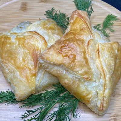 Слойка с сыром в Хачапурка по цене 105 ₽