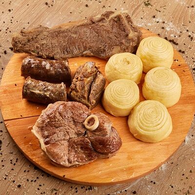 Слоёный хинкал с ореховой травой и говядинойв Вкус Дагестана по цене 1225 ₽