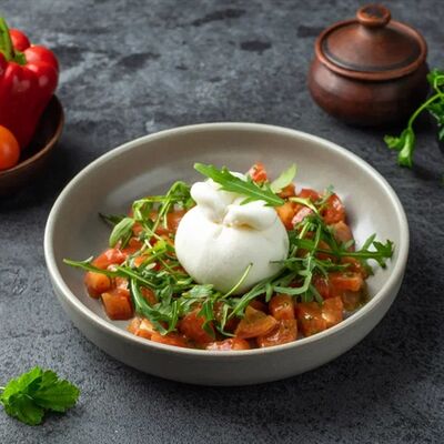 Буррата с томатами в Щепка по цене 590