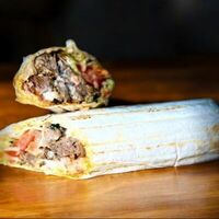 Шаурма с люля-кебабом на углях в Тандырoff