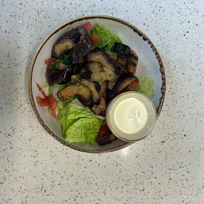 Из баклажанов с томатами и зеленью в Кофеин по цене 290