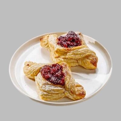 Слойка с вишней в Этажи по цене 160 ₽