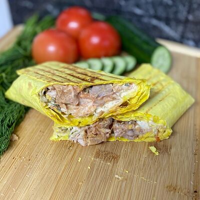 Шаурма мини в сырном лаваше в Там-Там по цене 295 ₽