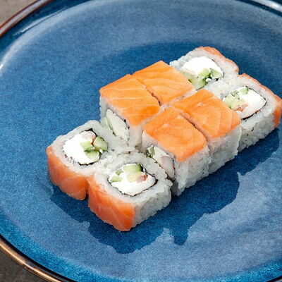 Филадельфия с креветкой в Контора вкуса по цене 936 ₽