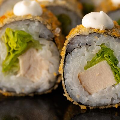 Цезарь с курицейв Il SUSh-ka по цене 528 ₽