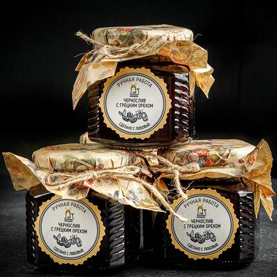 Варенье Чернослив с грецким орехом в ПаПан по цене 615 ₽