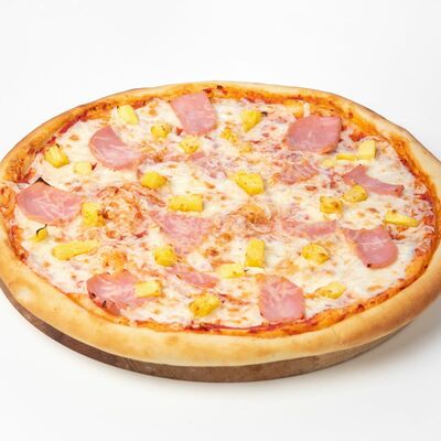Пицца Гавайская на тонком тесте 32 см в Сакура по цене 490 ₽
