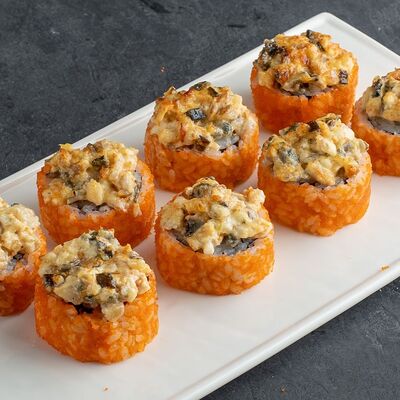 Брутальный ролл Ниагара запеченный в CRAZY SUSHI по цене 752 ₽