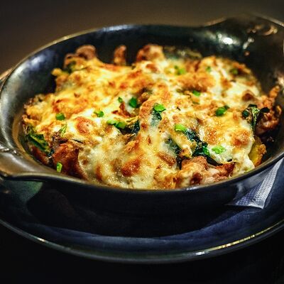 Скоблянка с колбасками в Руккола по цене 950 ₽