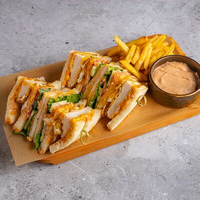 Клаб-сэндвичв Бар 108 по цене 900 ₽