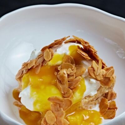 Трилече, манго и кокосовый кремв Wine Connection по цене 390 ₽