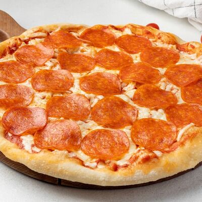 Пицца Пепперони в Пхали по цене 950 ₽