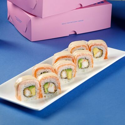 Трюфельный опаленный лосось с креветкой темпура в Why Not Sushi по цене 1099 ₽