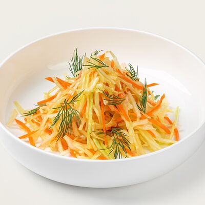 Капуста и морковь с ароматным маслом в VASILCHUKI Chaihona №1 по цене 350 ₽