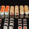 Голодный лосось Luxury сет в Fast Япония Premium Sushi по цене 3840