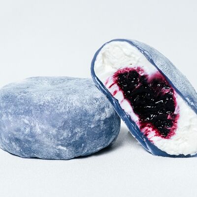 Моти Черная смородина в Настрой десерт по цене 320 ₽